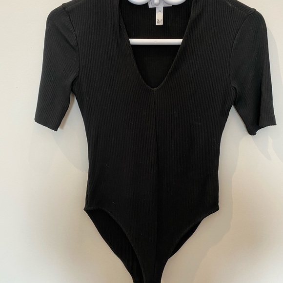 Black tight bodysuit - Picture 1 of 4